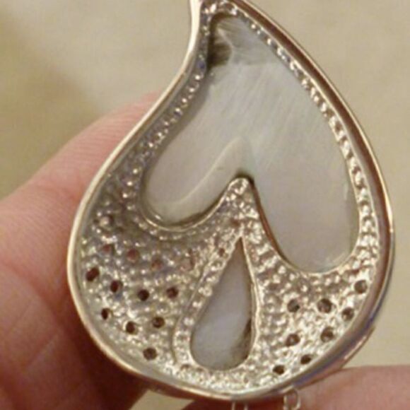 925 STERLING MOTHER OF PEARL PAVE SET CRYSTAL HEART SHAPED PENDANT NECKLACE  18" - Picture 4 of 7